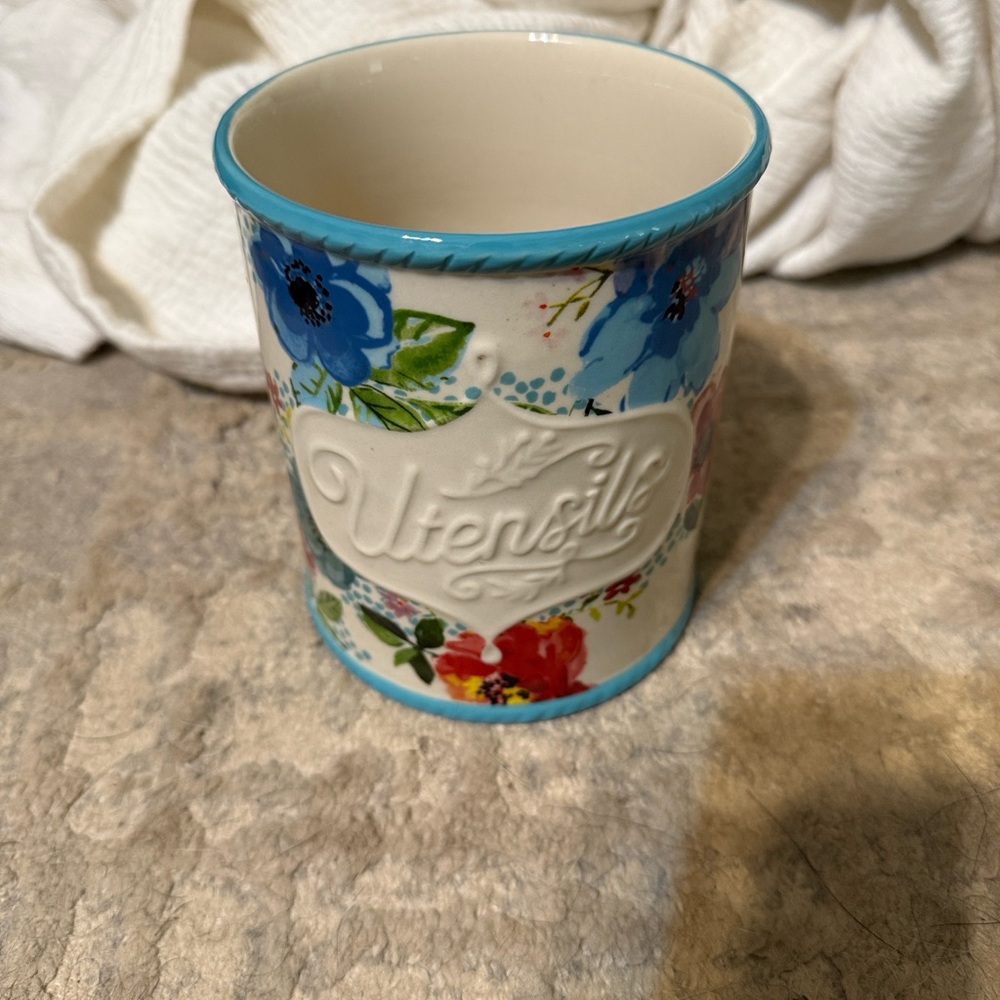 The Pioneer Woman Melody Floral Utensil Holder - Picture 2 of 8